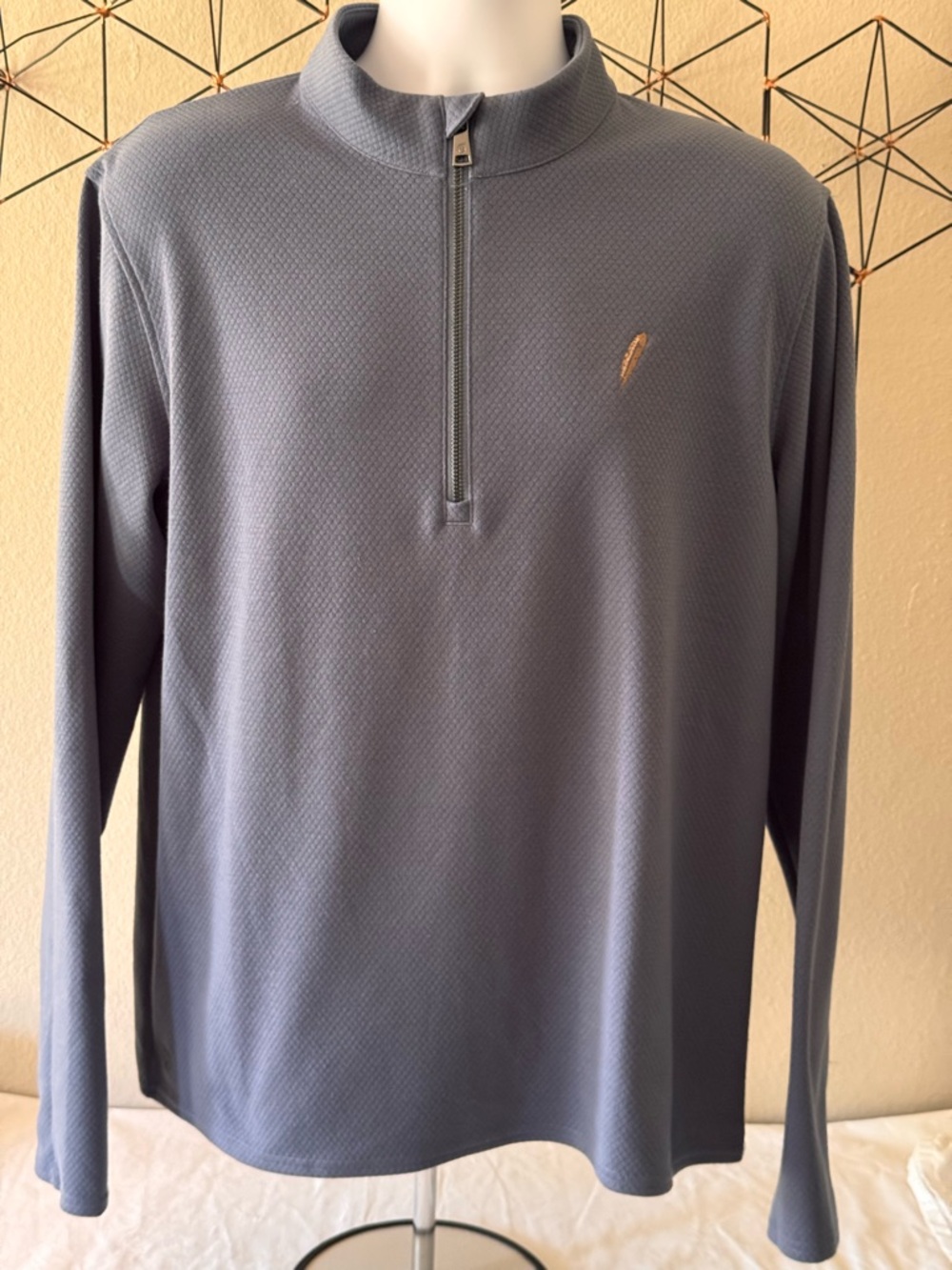 GREYSON Troy Quarter Zip Textured Fleece Pullover - Blue 
Men’s Large